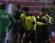 Polémico: El VAR convalidó gol de Always Ready a pesar de tocar con la mano el autor del tanto