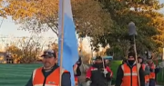 El homenaje más original a la Bandera: obreros marcharon con sus herramientas de trabajo y se hicieron virales