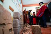 Luis Arce entrega una escuela, pavimento flexible y el enlosetado de calles en Tiwanaku con una inversión de Bs 12 millones