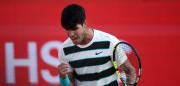 Alcaraz sudó hasta el final para ganar en Queen's