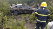 Un herido en un accidente en la Ruta 13: perdió el control por el hielo en Villa Pehuenia, este fin de semana largo
