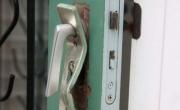 Entran a una casa y se llevan hasta las sillas