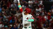 EN VIDEO: Eugenio Suárez hizo historia al conectar su jonrón 300 en la MLB, es el tercer venezolano en lograrlo