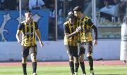 El Tigre se queda con el clásico paceño tras vencer con remontada a Bolívar