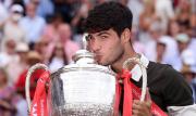 Carlos Alcaraz se corona por segunda ocasión rey del torneo de Queen’s