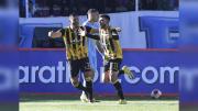 El Tigre llega al segundo lugar tras ganar 2-1 el clásico paceño