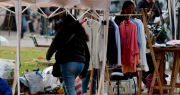 Venta ilegal en Parque Saavedra: comerciantes de La Plata denuncian competencia desleal y piden más controles
