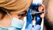 Está dentro de los oídos: científicos descubren una potencial manera de diagnosticar el Parkinson