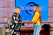 Cristina Saralegui regresa a la televisión con entrevista a Karol G
