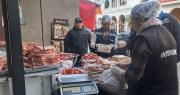 A horas de celebrar San Juan se realizan controles de la venta de embutidos en diferentes mercados