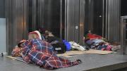 La calle no es un lugar para vivir: refuerzan la asistencia en plena ola polar
