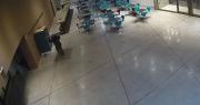 Insólito: con un TV en la cabeza y como panchos por su casa, así robaban ladrones en Anchipurac