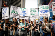 Manifestantes en Estados Unidos exigen la salida y juicio político de Donald Trump