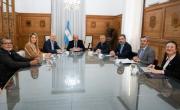 Con la UIA, CGT, aliados y sin Milei, el Gobierno delinea sus próximas reformas