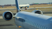 Esta aerolínea tiene ofertas en vuelos nacionales: van desde los $40