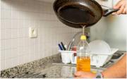Cómo reutilizar el aceite de cocina para ahorra o ganar dinero