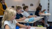 Escuelas de Georgia no podrán expulsar a estudiantes por ausentismo: así es la reforma de ley