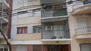 Cuánto cuesta el departamento de Beatriz Sarlo, que está en disputa entre su portero y su exmarido