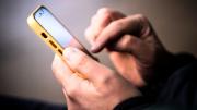 La función que debes desactivar en tu teléfono para evitar que se grabe tu voz