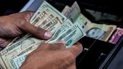 Dólar oficial mantiene la tendencia alcista: Así se cotizó este 27Jun