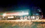Conductor pierde la vida en Patacamaya, tras ser arrollado por su camión cisterna