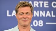 En video: Brad Pitt confiesa que su canción favorita es en español