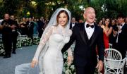 Jeff Bezos y Lauren Sánchez, oficialmente casados: 90 aviones privados, 27 vestidos para la novia y una megafiesta en un astillero histórico