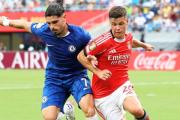 En un partido que tuvo todo los condimentos, Chelsea goleó a Benfica en el suplementario