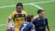 Cuál es la postura de Riquelme y el Consejo de Fútbol con el futuro de Cavani en Boca