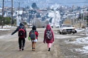 La ola polar golpea Río Negro: retrasan el horario de clases por las heladas en Bariloche y alrededores
