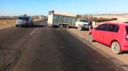 Dos camionetas chocaron de frente en la Ruta 7 a la altura de la pentienciaría de Almafuerte