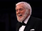 Temor por Dick Van Dyke: el actor de 99 años tenía que verse con sus fans, pero suspendió abruptamente y asustó a todos
