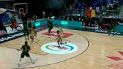 El error en el Mundial U19 de básquet que recorre el mundo: metió un doble en su propio aro y su equipo perdió