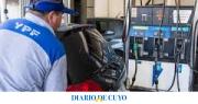 YPF sube 3,5% la nafta desde esta medianoche y lanza descuentos según la hora y modalidad de carga