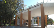 Una pareja terminó presa por meterse a robar floreros al cementerio de Pocito