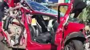 Choque brutal en la Avenida 9 de Julio: el SAME tuvo que trasladar a un hombre en ambulancia aérea
