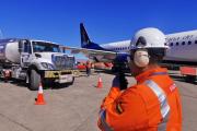 Naabol afirma que YPFB Aviación garantiza reabastecimiento de combustible de aviación para vuelos nacionales e internacionales
