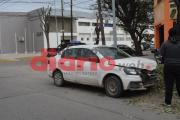 Choque entre auto y camioneta en La Banda: un conductor se descompensó tras el impacto