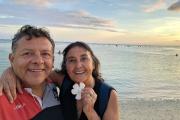 La vuelta al mundo en 50 días: son docentes y sellaron su amor en un viaje inolvidable desde Neuquén