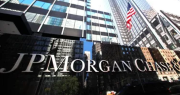 Tras aconsejar a sus clientes abandonar posiciones en pesos, el JP Morgan pronosticó el futuro electoral de Argentina