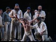 Billy Budd: la ópera que no se pudo estrenar por Malvinas tiene ahora una actualidad asombrosa y es imprescindible de ver