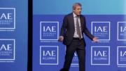“Comprá, no te la pierdas campeón”, dijo Luis Caputo en pleno debate sobre el dólar barato