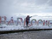 Un referéndum de 10 temas en Bariloche tiene una sanción insólita a los que no vayan a votar: deberán pagar una bolsa de cemento