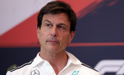 Batacazo en la Fórmula 1: Mercedes va por Max Verstappen y habló Toto Wolff