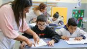 Problema en educación: más docentes egresados, menos alumnos en la matrícula y disparidad en provincias