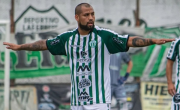 Sorpresa por el cambio físico de un futbolista: bajó 22 kilos para jugar en Newells