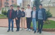 Cinco jóvenes bolivianos representarán al país en la Olimpiada Mundial de Física en París