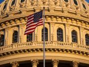 Estados Unidos: los republicanos encausan a los rebeldes del partido y llevan la hermosa y gran ley de Trump a su votación final