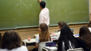 Estudiantes argentinos mejoran en lectura y matemática post-pandemia