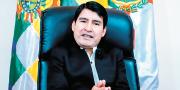 Trasladan a Cochabamba al Gobernador de Chuquisaca